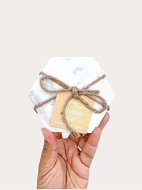 Jodhpuri Home White and Gray Marble Hexagon 4 piece Coaster Set